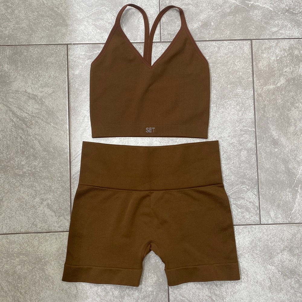 SET ACTIVE Sculptflex Short Set in color Little Havana